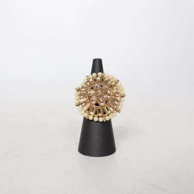 Ring (Gold, Weiß) Unbekanntes Metall