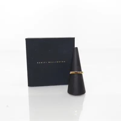 Ring (Guldfärgad) från Daniel Wellington Okänd metall
