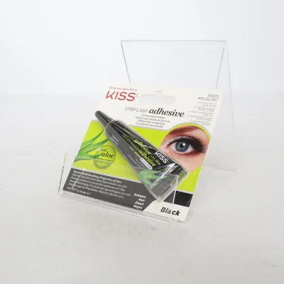 Eyelash adhesive from Kiss