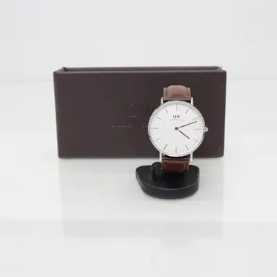 Armbandsur (Brun, Vit, Silverfärgad) från Daniel Wellington