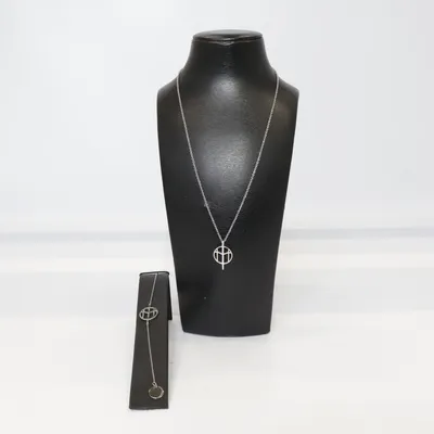 Smyckesset (Silverfärgad) från Mockberg Okänd metall