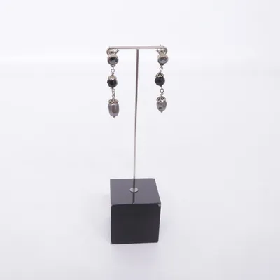 Boucles d'oreilles (Noir, Gris) de A&C Métal inconnu