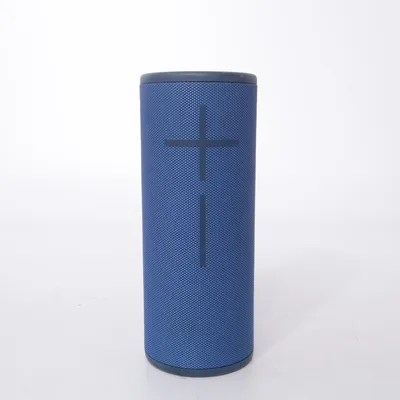 Bluetooth speaker (Wonderboom) from Ultimate Ears