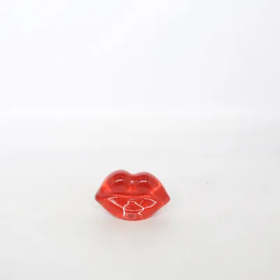 Figurine (Lips) from Kosta Boda