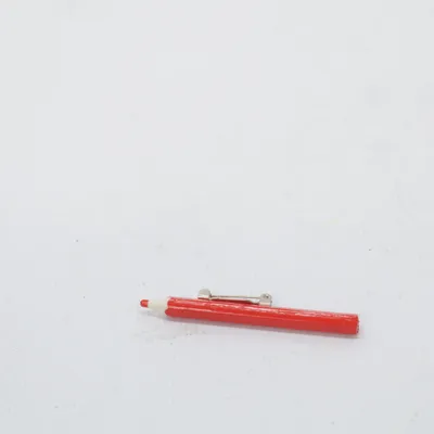 Broche (Rood) Onbekend materiaal