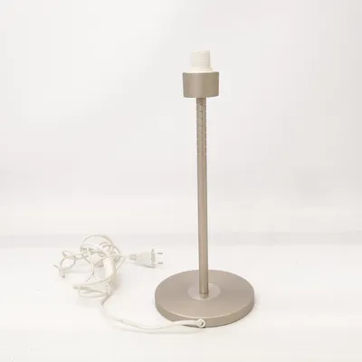 Pied de lampe (Sundby) de IKEA