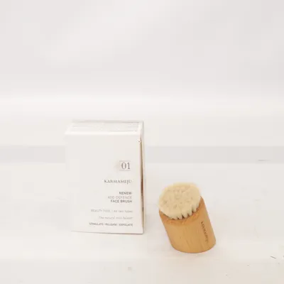 Cleansing tool (Brown) from Karmameju