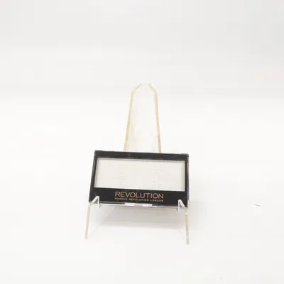 Highlighter (Platinum Ingot Highlighter) from Makeup Revolution London
