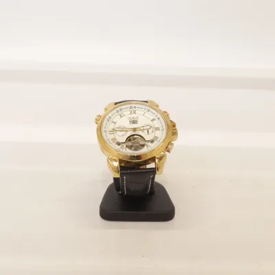 Wristwatch (Black, Gold) from Jaragar