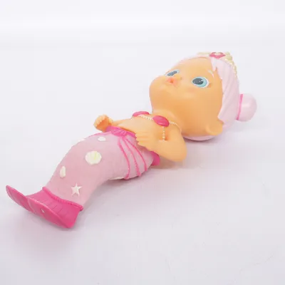 Docka (99623) från IMC Toys