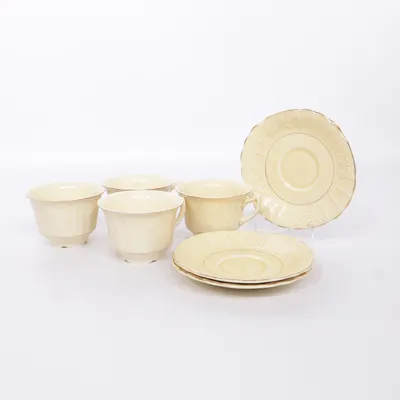 Service (Beige) fra Myott, Son & Co