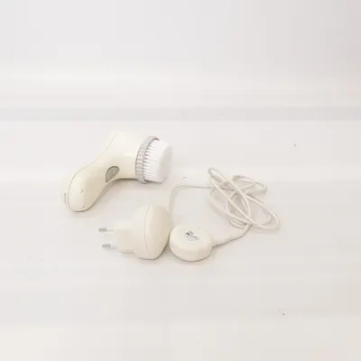 Cleansing device (Mia 2) from Clarisonic