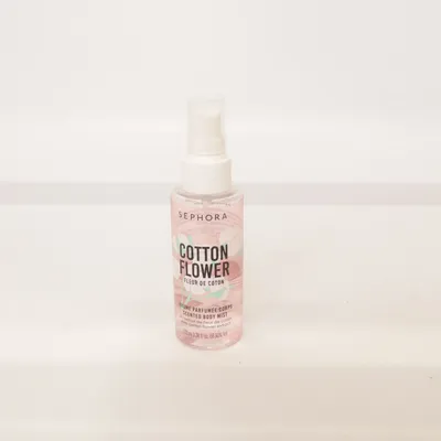 Body mist (Cotton Flower) från Sephora