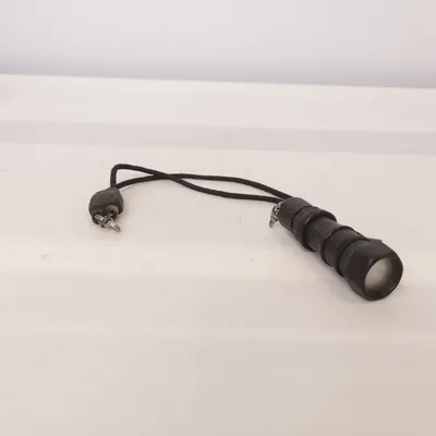 Lampe de poche (Noir)