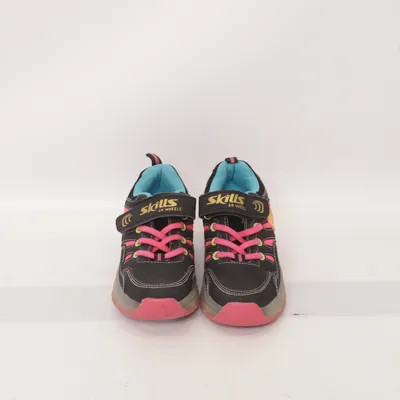 Chaussures à roulettes (Noir, Rose, Bleu) de Skills