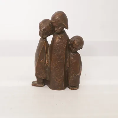 Sculpture (Brown) from Catit
