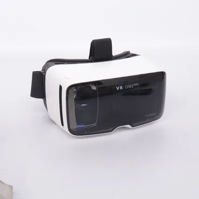 VR-glasögon (VR ONE Plus)