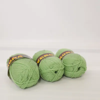 Yarn (Verona) from Verona Acrylic