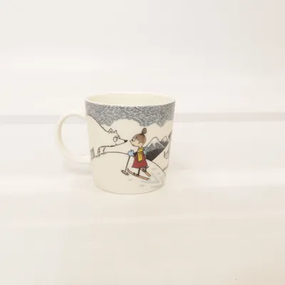 Mug (På skidor med herr Brisk 2014) from Moomin by Arabia