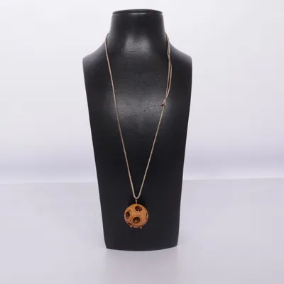 Halsband (Brun) Okänd metall