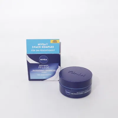 Moisturizer (Gute Nacht Pflege) from Nivea