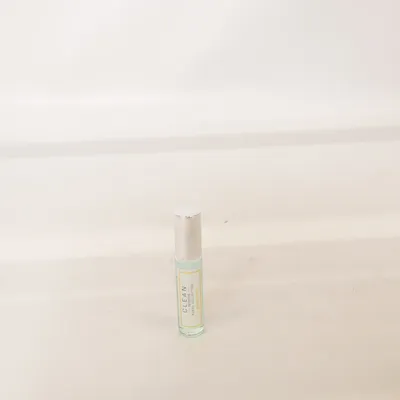 Eau de Toilette (Golden Citrus) från CLEAN