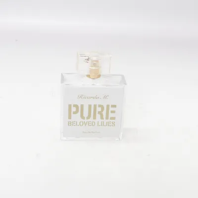 Eau de Parfum (Pure Beloved Lilies) van Ricarda M