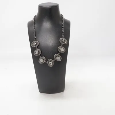 Halsband (Svart) från Moshi Okänd metall