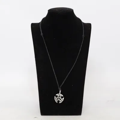 Ketting (Zwart, Zilver) Onbekend materiaal