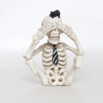 Figurin (Vit, Svart)