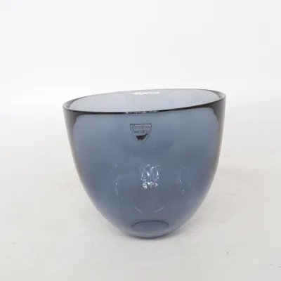 Vas (Grå) från Orrefors