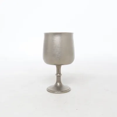 Vinglas (Silverfärgad) från Svenskt Tenn