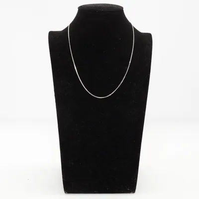 Halsband (Silverfärgad) från Ani Silver
