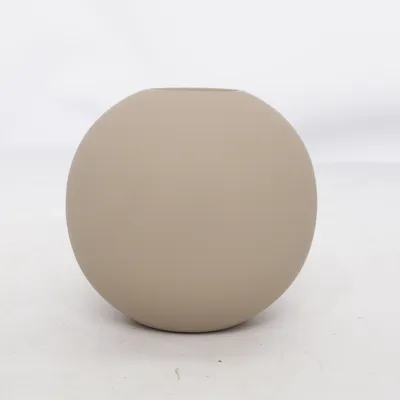 Vas (Beige) från Cooee