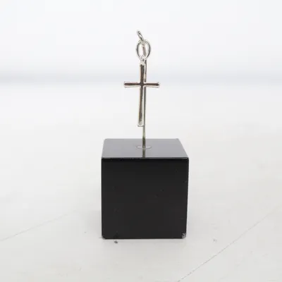 Pendentif (Argent) Métal inconnu