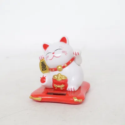 Figurine en porcelaine (Blanc, Rouge, Or)