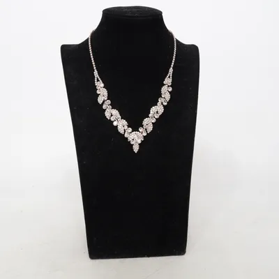 Ketting (Goud) Onbekend materiaal