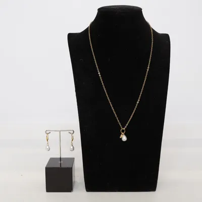 Sieradenset (Goud) Onbekend materiaal