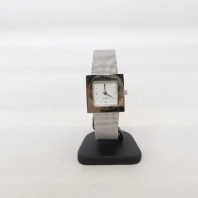 Wristwatch (Silver)