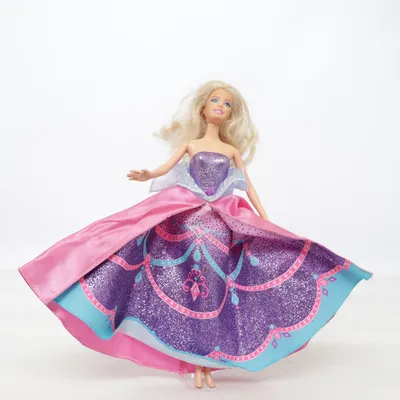 Docka (Lila, Rosa, Blå) från Barbie