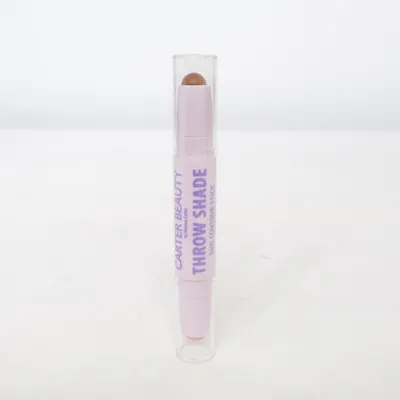 Contour kit (THROW SHADE DUO CONTOUR STICK) fra Carter Beauty