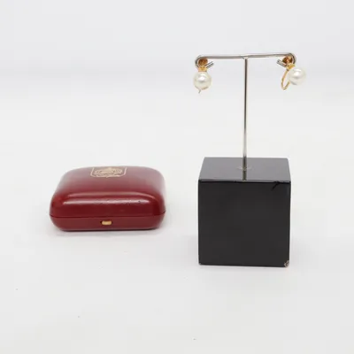 Earrings (Gold, White) from Majorica Unknown metal