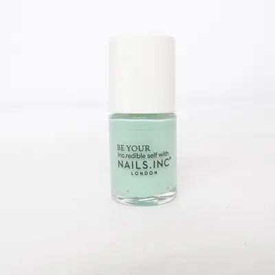Nagellack (ROYAL CRESCENT GARDENS) från Nails.INC