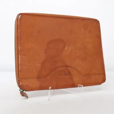 Fodral för surfplatta (Brun) från Oscar Jacobson