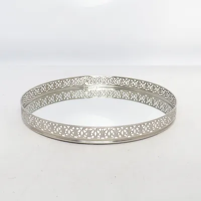 Bricka (Silverfärgad)