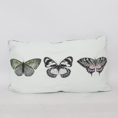 Prydnadskudde (fjäril / motiv / romantik / shabby chic / prydnad)