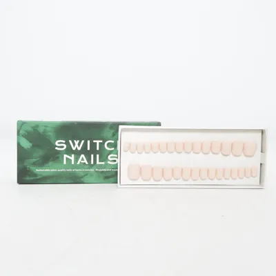Lösnaglar (Rosa) från Switch Nails