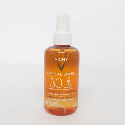 Solskyddsfaktor (Capital Soleil Solar Protective Water SPF 30) från Vichy