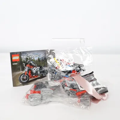 Byggsats (42132) från LEGO Technic
