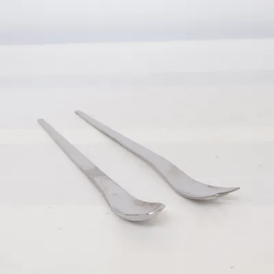 Salladsbestick (Arne Jacobsen) från Georg Jensen